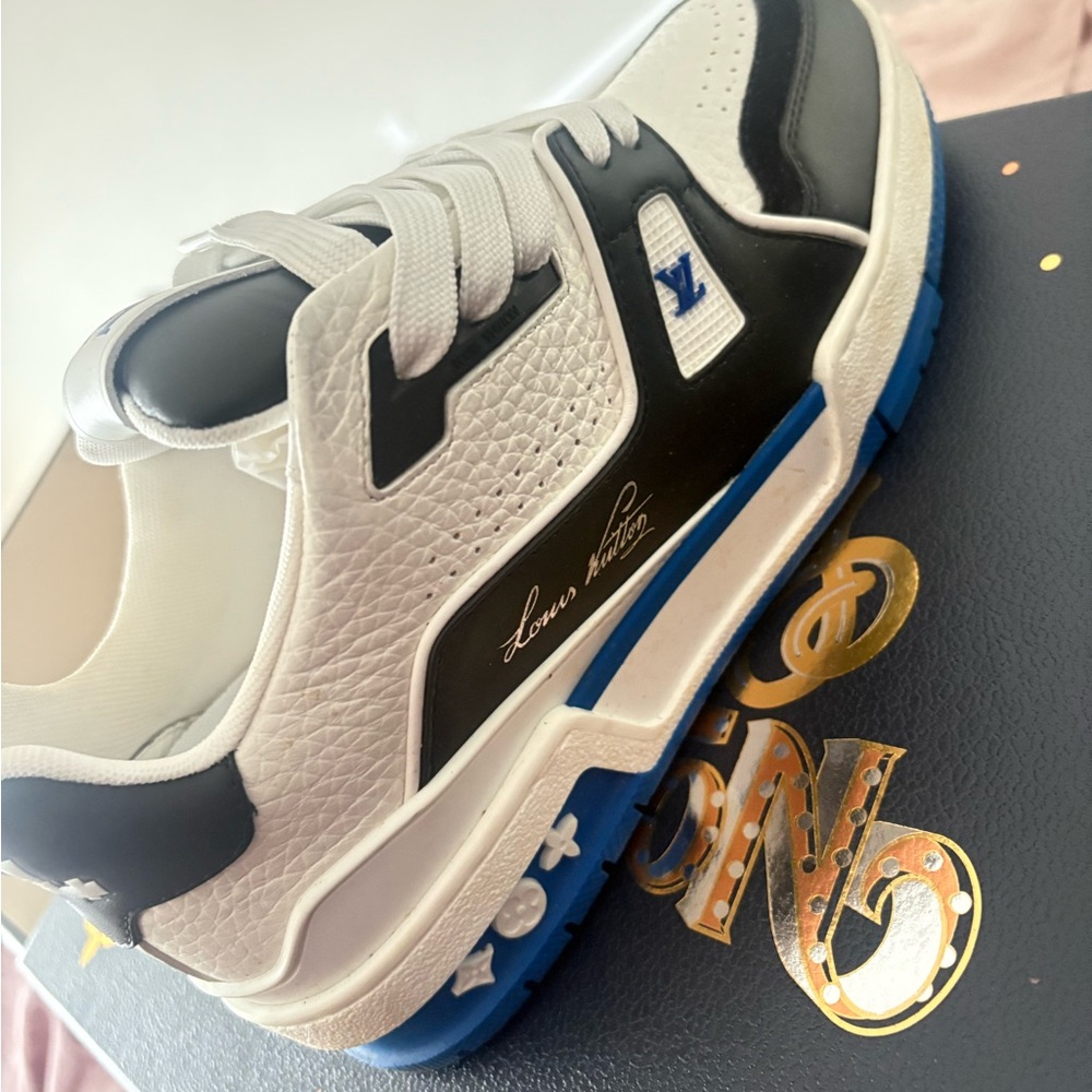 Louis Vuitton Black, White, and Blue Women’s Sneakers